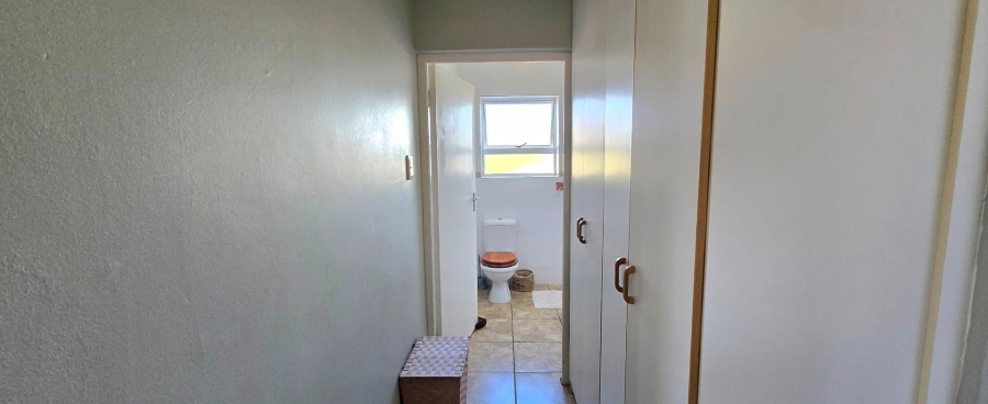 Commercial Property for Sale in Franskraal Western Cape